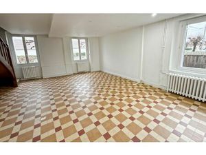 Location maison  m² T-3 à Olivet  812 €