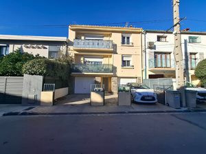 Perpignan Immeuble composé de 2 T4 avec garages et jardins