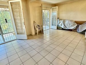 Villa T4 avec garage sur vaste terrain