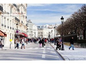 Location Commerce PARIS 75014