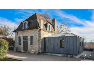 DOLE - PAVILLON DE CHASSE DU XVIIIème CONTEMPORAIN DE 233M²