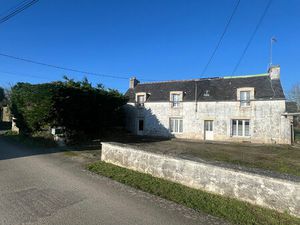 PLOUHINEC - Maison à rénover -100 m² - Terrain de 470 m² environ