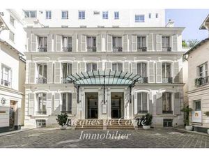 Appartement 4 pièces à Paris (75008)