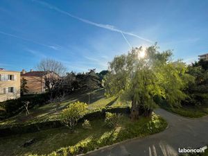 Juan les pins - la colle - beau trois pieces meuble