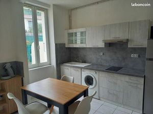 Loue meuble le teil parking terrasse 1 ch