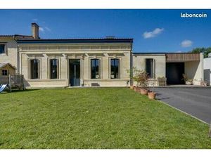 Maison 6 pièces 214 m²