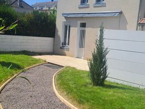 Maison T5 avec jardin et terrasse