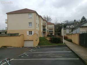 F2 avec double parking