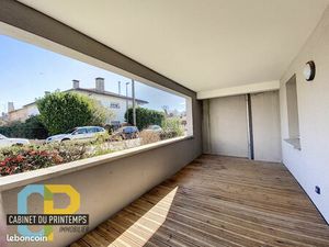 Studio 1 pièce 33 m²