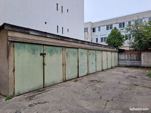 A louer Box à Colombes (92)