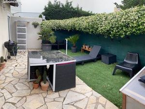 Appartement 66 M2 dans maison de rue