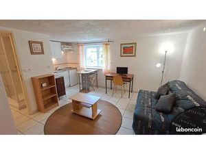 Studio 1 pièce 19 m²