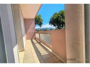 T3 Lumineux avec Balcons  Cave et Parking - Vue Dégagée et Par