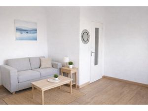 Studio 22 m2avec balcon et vue dégagée Quartier Arènes M