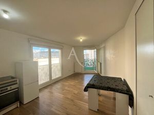 Location appartement 2 pièces  42.44m²  Villiers