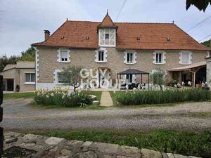 PROPRIÉTÉ EN PIERRE AVEC GÎTE ET PISCINE – ENTRE FIGEAC  CAJARC ET VILLENEUVE D’AVEYRON