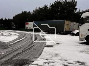 Terrain à louer Varennes-Jarcy