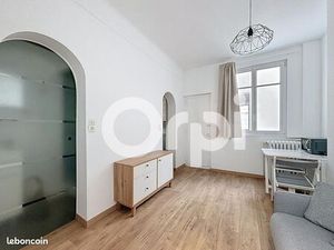 Studio 1 pièce 17 m²