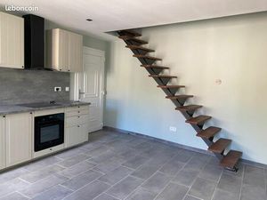 T2 rénové pour location à l'année