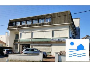 Partie d'Immeuble  Local de 170 m²  bien situé  libre  sur 2 n