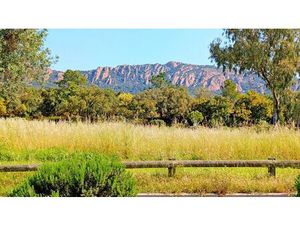 AGAY CAP ESTEREL 2 PIÈCES TRAME LARGE AVEC JARDIN