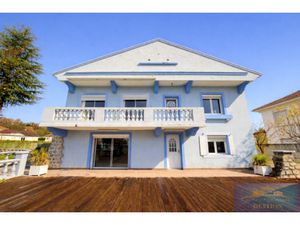 LOURDES - QUARTIER DU LAC - MAISON FAMILIALE AVEC DEPENDANCE