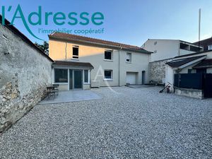 Maison Champs Sur Marne 7 pièce(s) 179m2