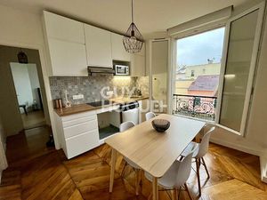 Centre-ville - 2 pièces rénové - Calme - Métro Ligne 13