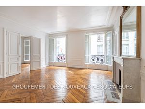 FAUBOURG POISSONNIERE APPARTEMENT 5 PIECES