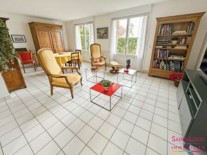 Proche centre Appartement Poissy 4 pièces avec Jardin