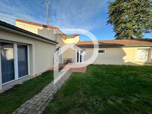 Maison 4 PIECES 102 M²