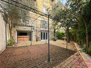 Centre Poissy maison meulière 200m²