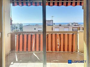 Nice - Saint Augustin - 3 pièces dernier étage vue mer