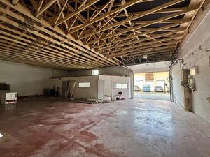 Entrepôt de 200m2 à Vic-Fezensac