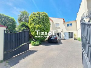 Achat Maison 10 pièces 300m² NIMES 30000