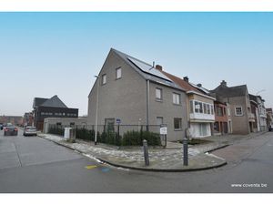 Huis te huur in Izegem met 4 slaapkamers