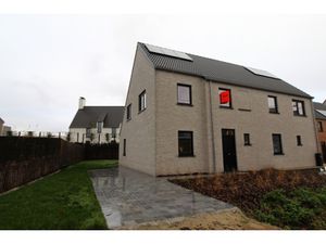 Huis te huur in Roeselare met 3 slaapkamers