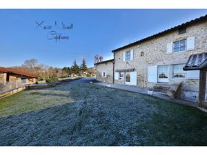 Maison à vendre SAINT AMOUR 6 pièce(s) 275m2 386 400€