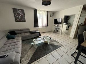 Location Maison 3 pièces 93m² CHALAMONT 01320