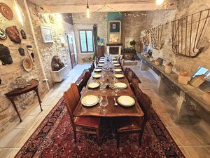 Propriété du 17e siècle : Idéal pour une galerie d'art  un restaurant ou une chambre d'hôt