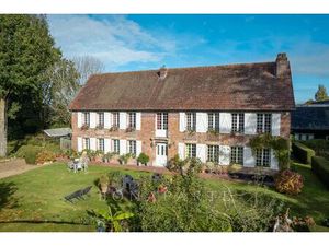 Manoir XVIIe avec dépendances