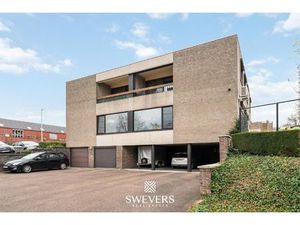 3-slaapkamerappartement met balkon en private garage