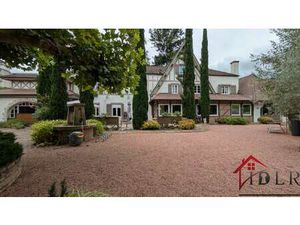 Maison de luxe à vendre à Mervans : 610 000€ | 460m²