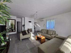 Alès  maison 3 chambres  au calme