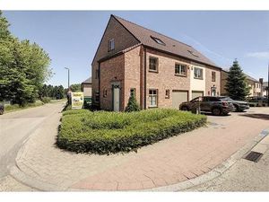 Ruime 4-slaapkamer villa