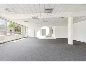 Vente Bureau Emerainville 77184