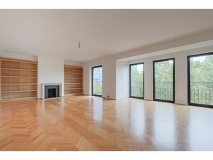 Appartement à vendre avec terrasse et 3 chambres   Ixelles (VBD70465)