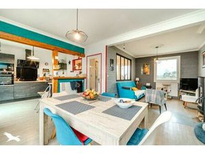 Vente maison 5 pièces 105 m² Poullan-sur-Mer (29100)