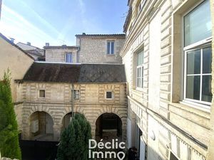 Vente appartement 2 pièces 52m2 Angoulême 16000 - 91000 € - Surface Privée