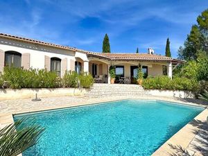 Maison de luxe de 7 pièces en vente à Uzès  France